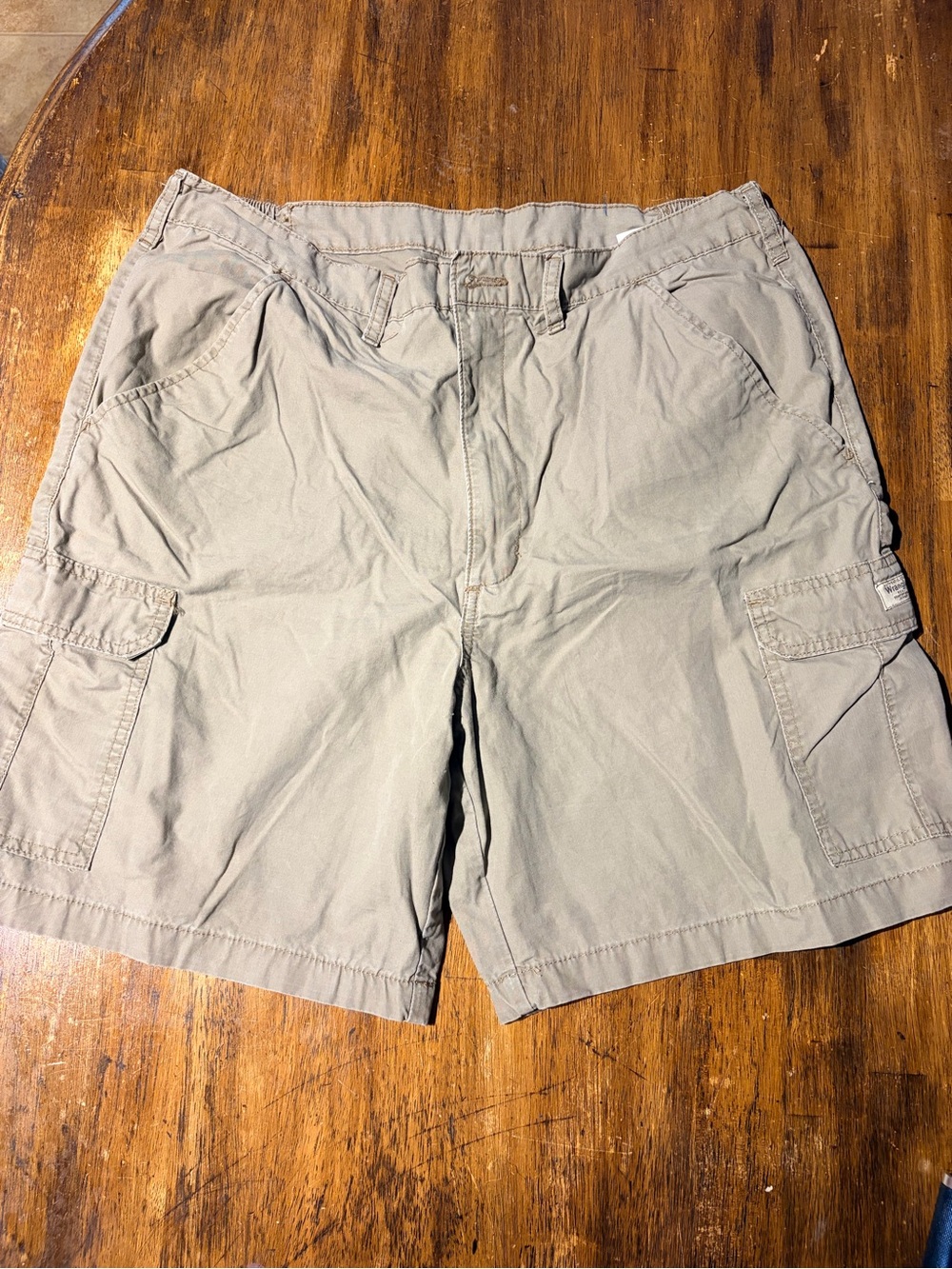 Wrangler Men's Cargo Shorts in Light Tan